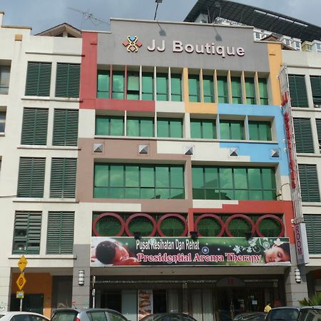 Jj Boutique Hotel - Damansara Perdana Petaling Jaya Bagian luar foto