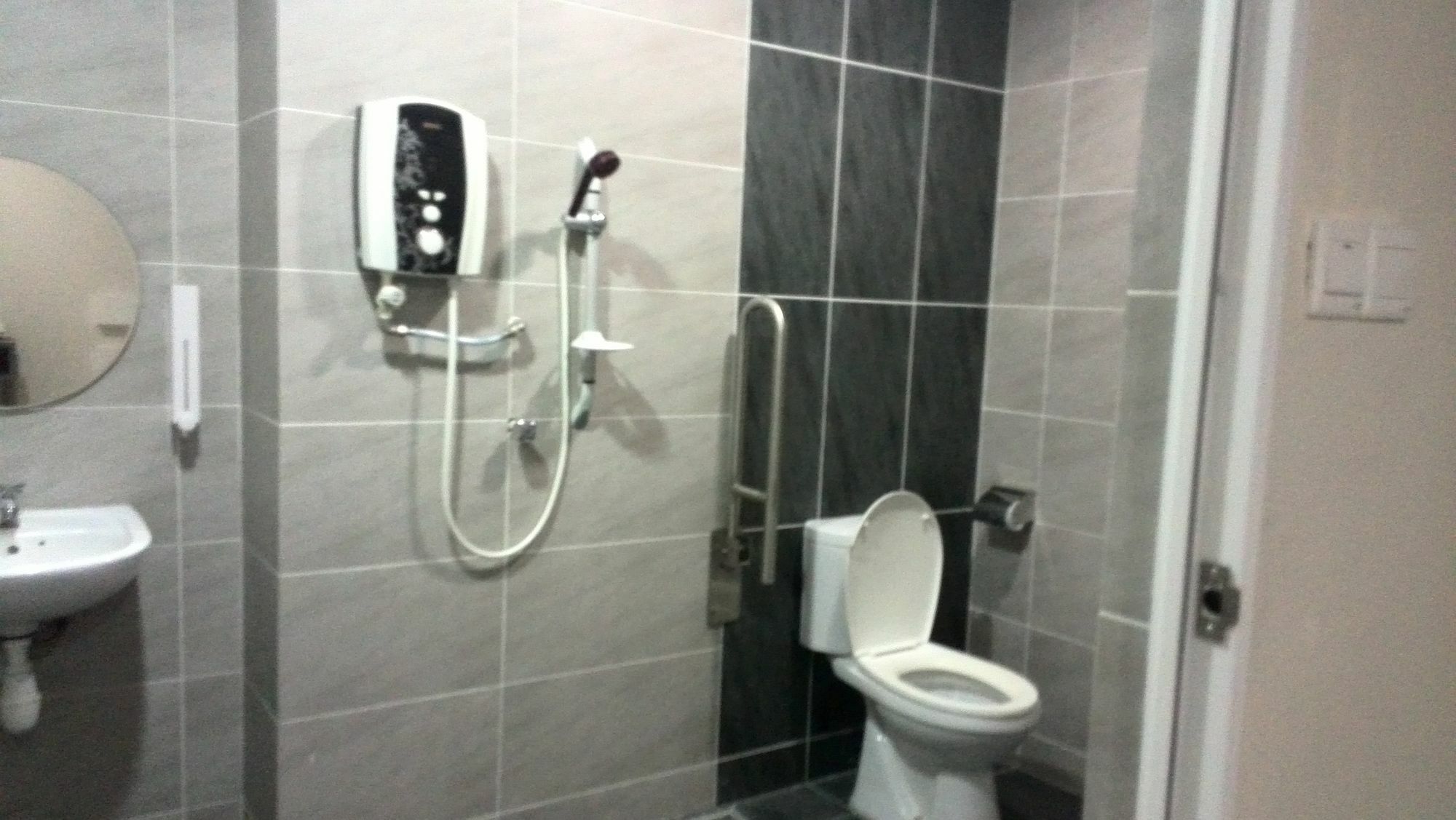 Jj Boutique Hotel - Damansara Perdana Petaling Jaya Bagian luar foto
